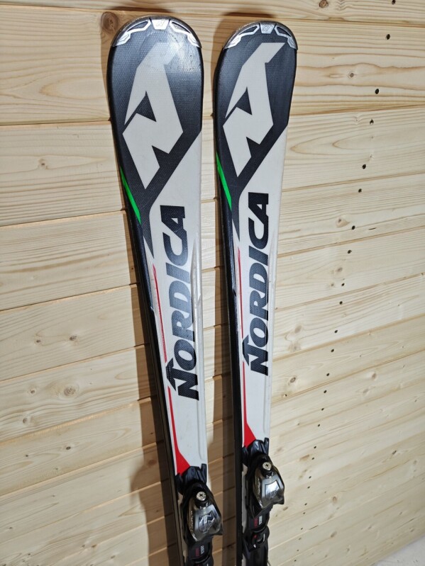 LYŽE NORDICA TRANSFIRE RTX 176CM